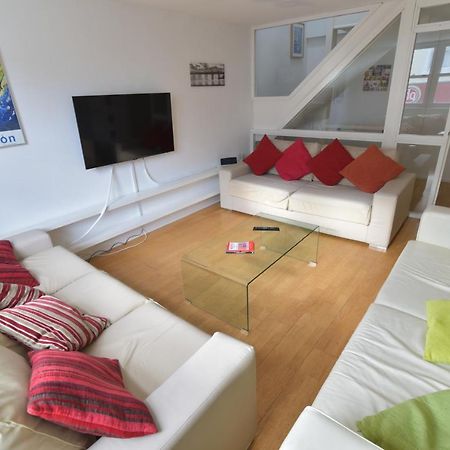Beach Central With Allocated Parking And Patio Brighton Kültér fotó