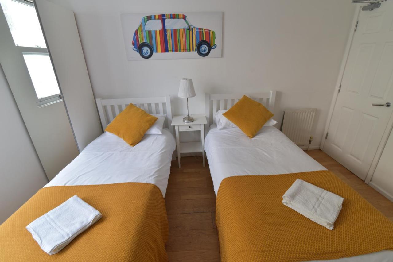 Beach Central With Allocated Parking And Patio Brighton Kültér fotó